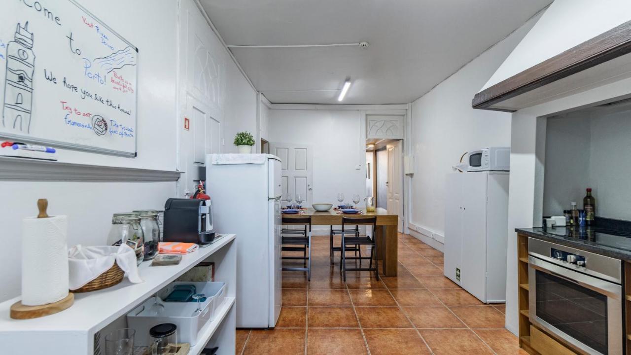61 - Bright 2br W/ Balcony By Lovelystay Oporto