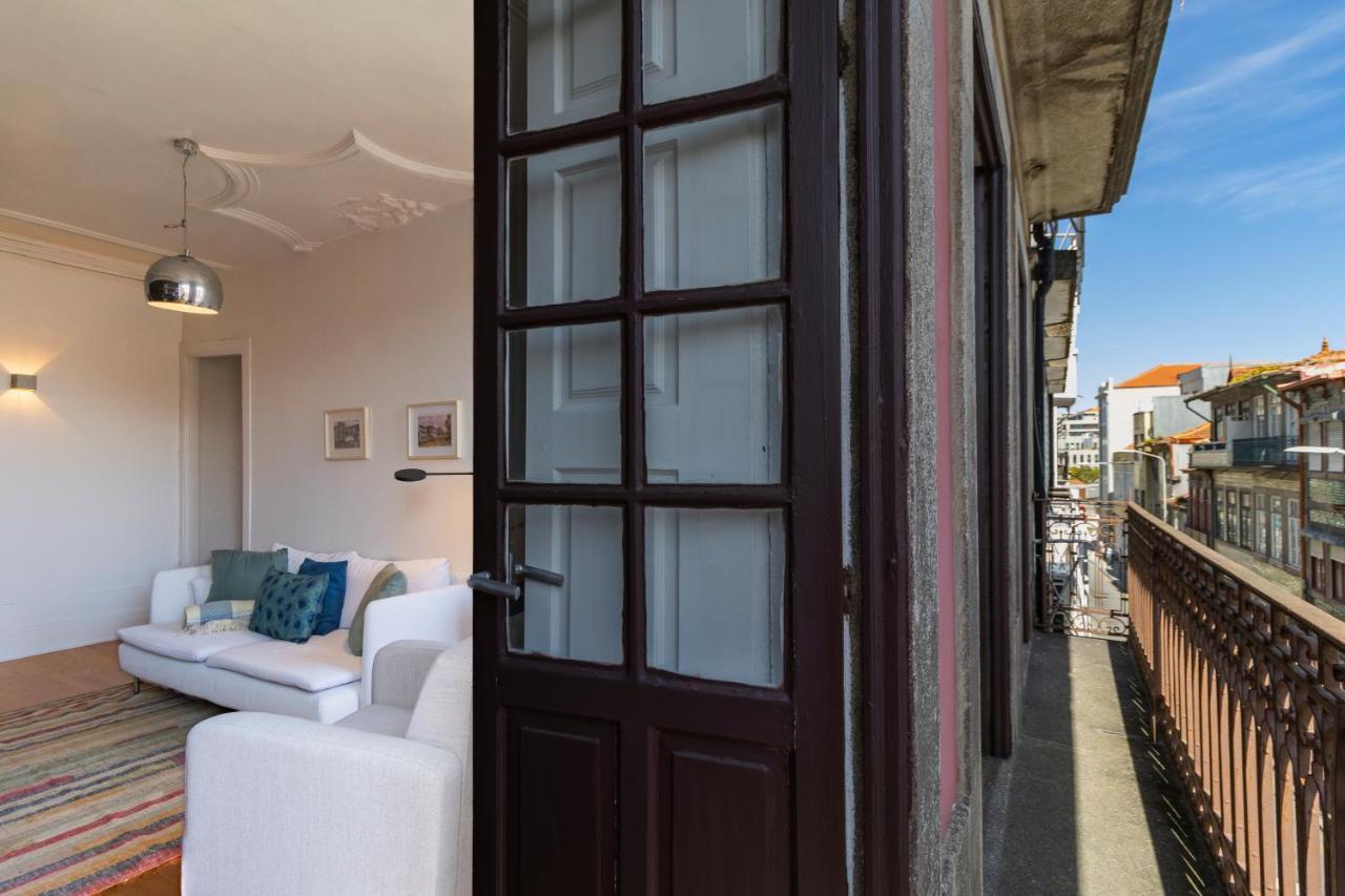 61 - Bright 2br W/ Balcony By Lovelystay Oporto