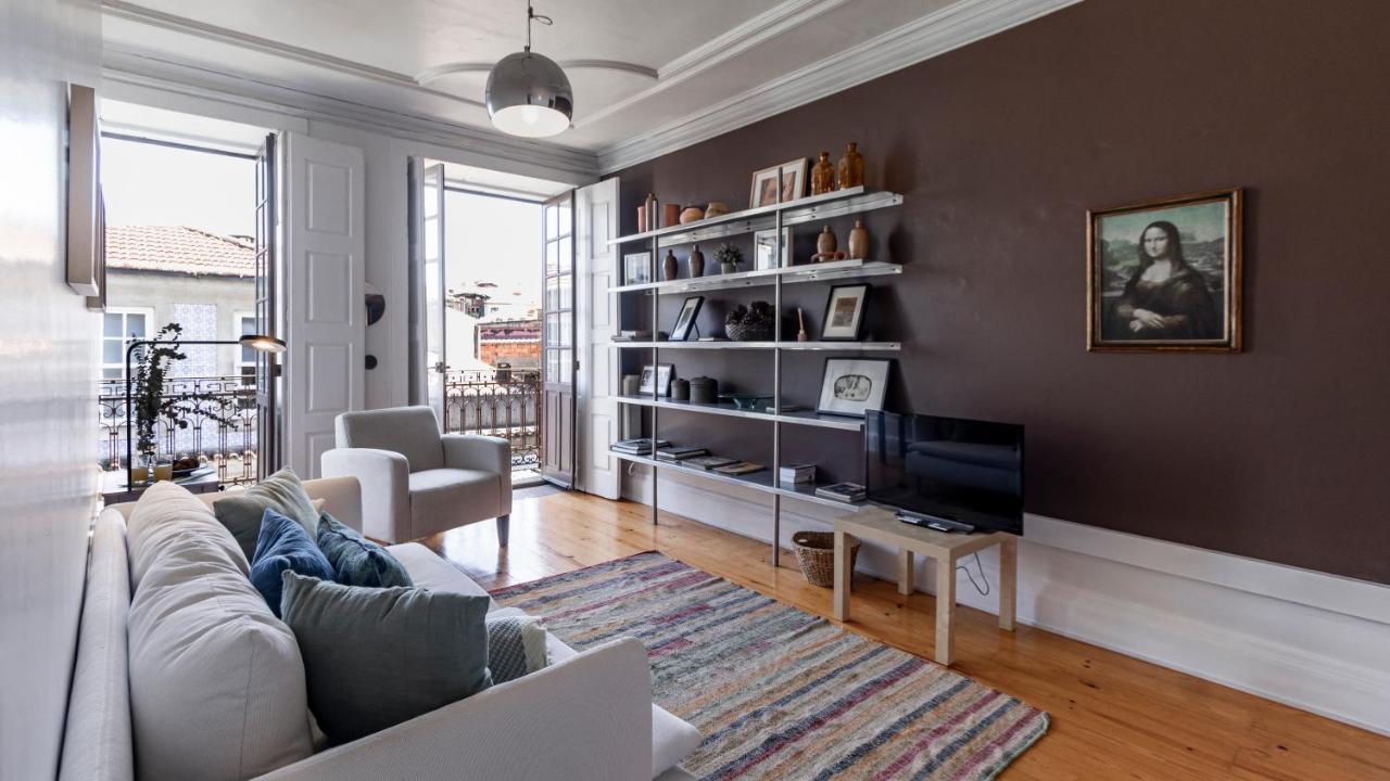 Appartamento 61 - Bright 2br W/ Balcony By Lovelystay